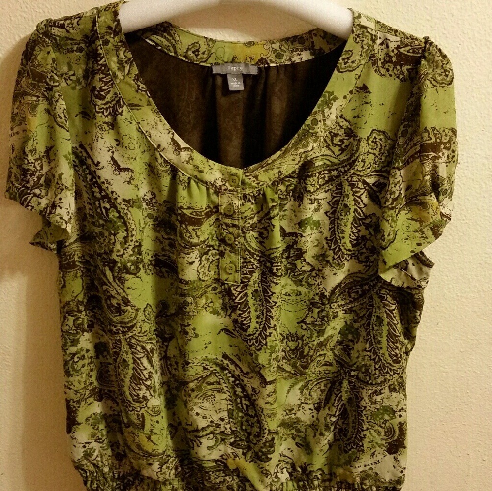 Beautiful Apt 9 Blouse